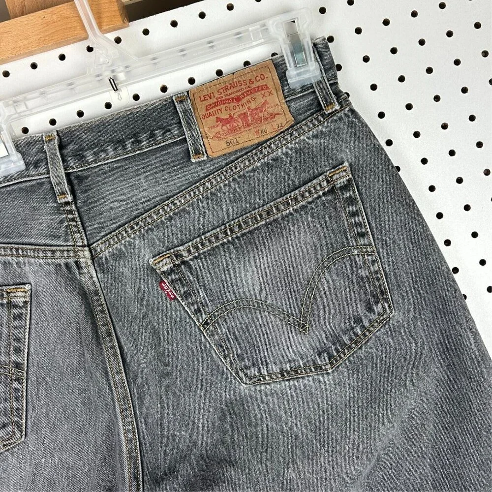 Levi's 501‎ Straight Fit Jeans 40x30 Gray Distressed Y2K Skate Baggy Button Fly - Picture 3 of 7